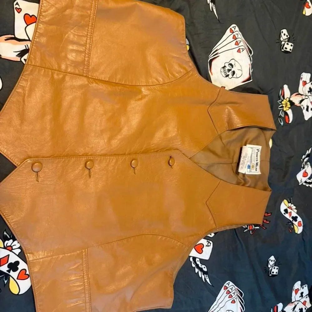 PIONEER WEAR